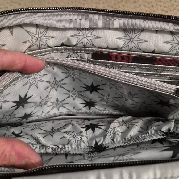 NWT LUG Scoop SE Crossbody in Metallic Silver - Picture 7 of 12